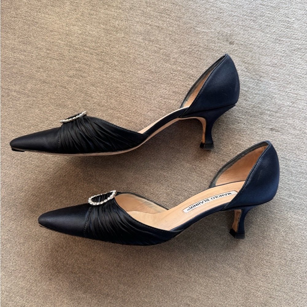 Manolo Blahnik Navy Blue Satin Pumps - Picture 3 of 8